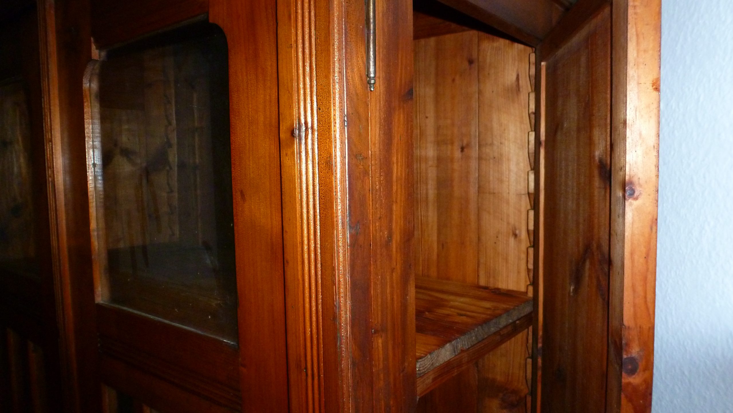 Mehrzweck-Schrank (Jugendstil) – Bild 2
