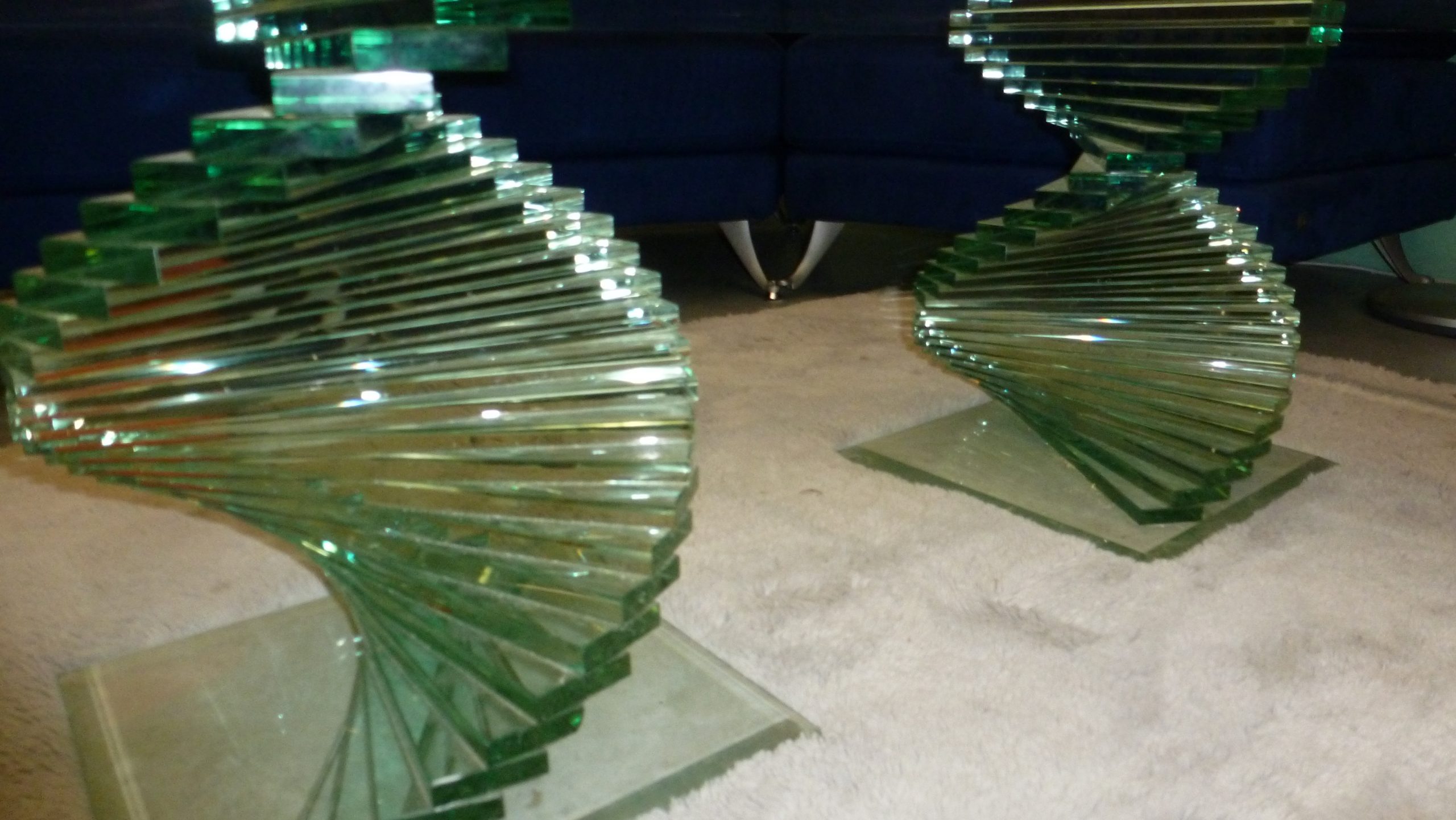 Couchtisch "Wendeltreppe" – Bild 2